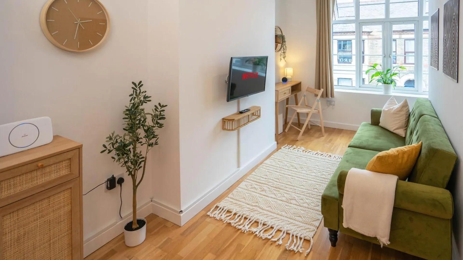 Boho Style - King Bed, Central, Super Fast Wi-Fi ケンブリッジ アパート
